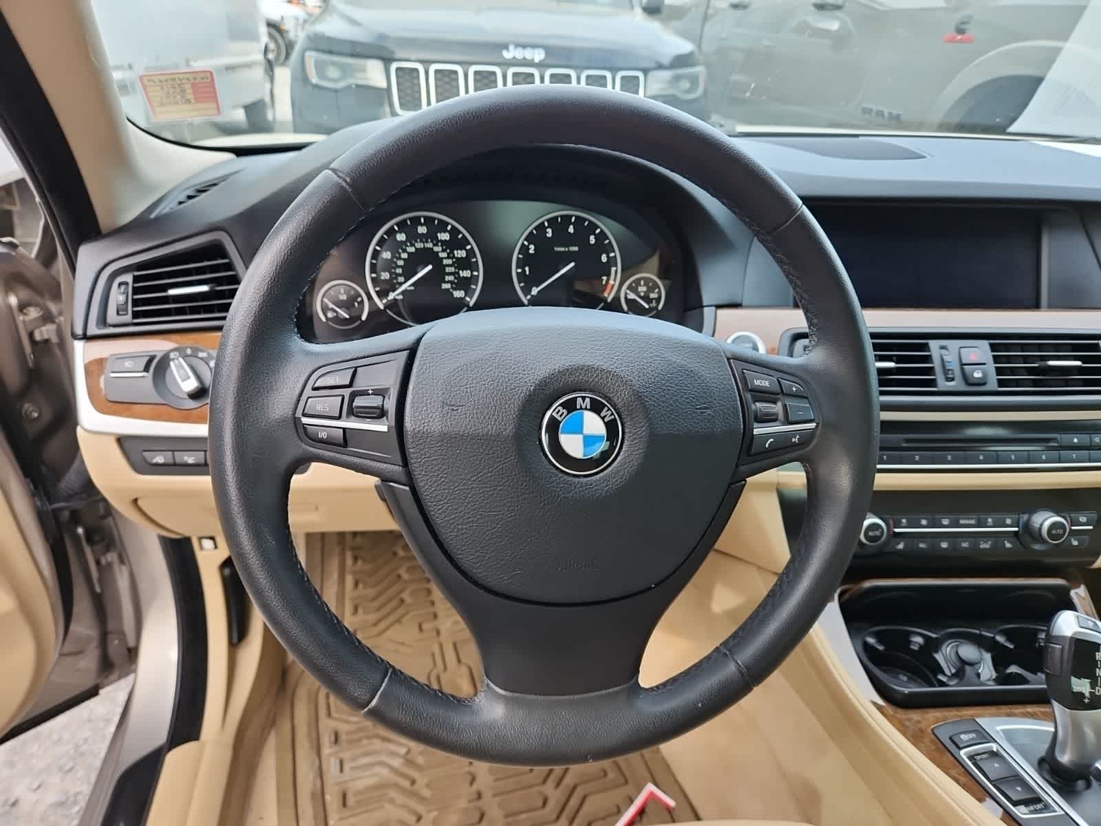 Thumbnail: 2013 BMW 5 Series - 12