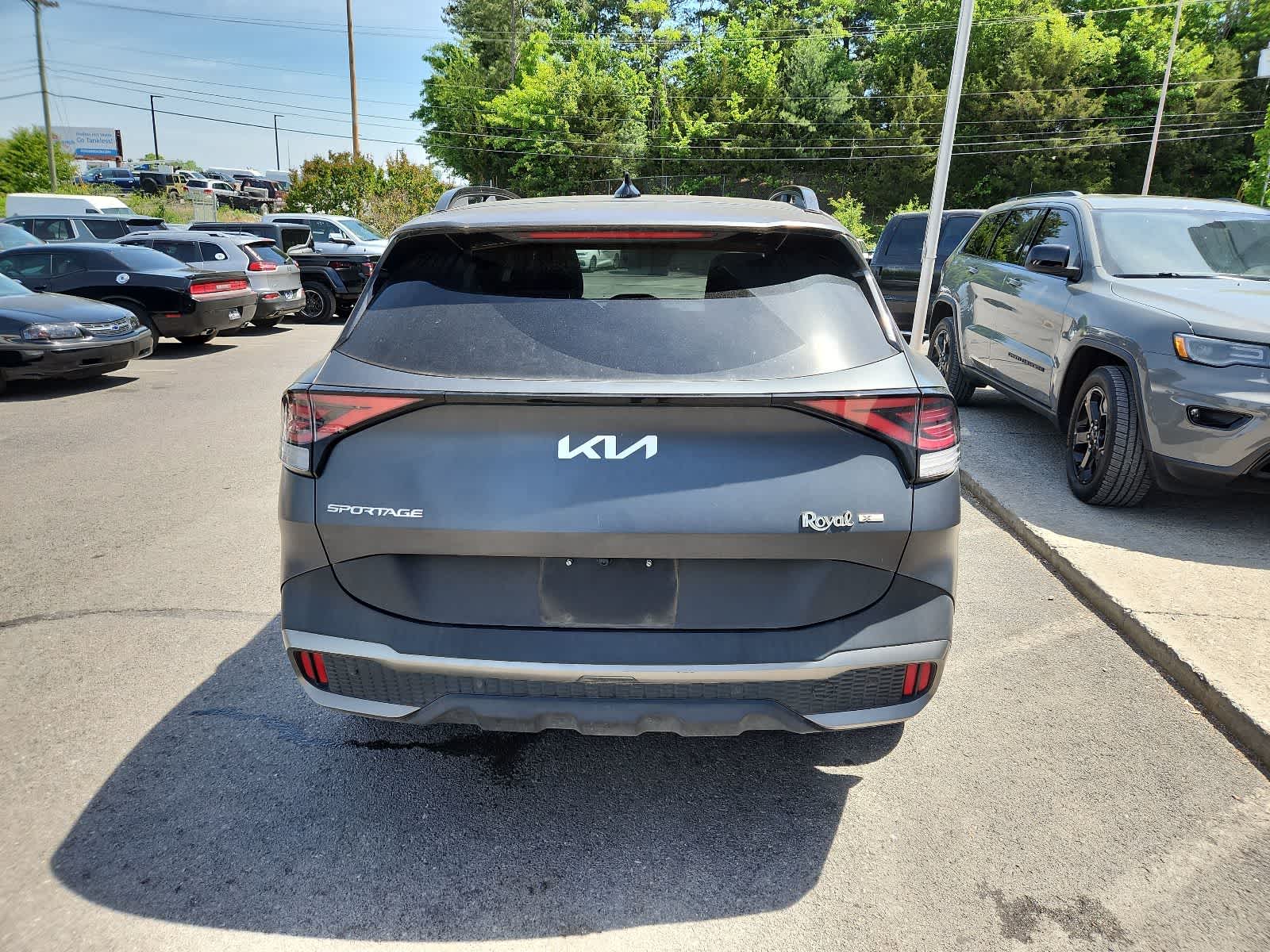 Thumbnail: 2023 Kia Sportage - 4