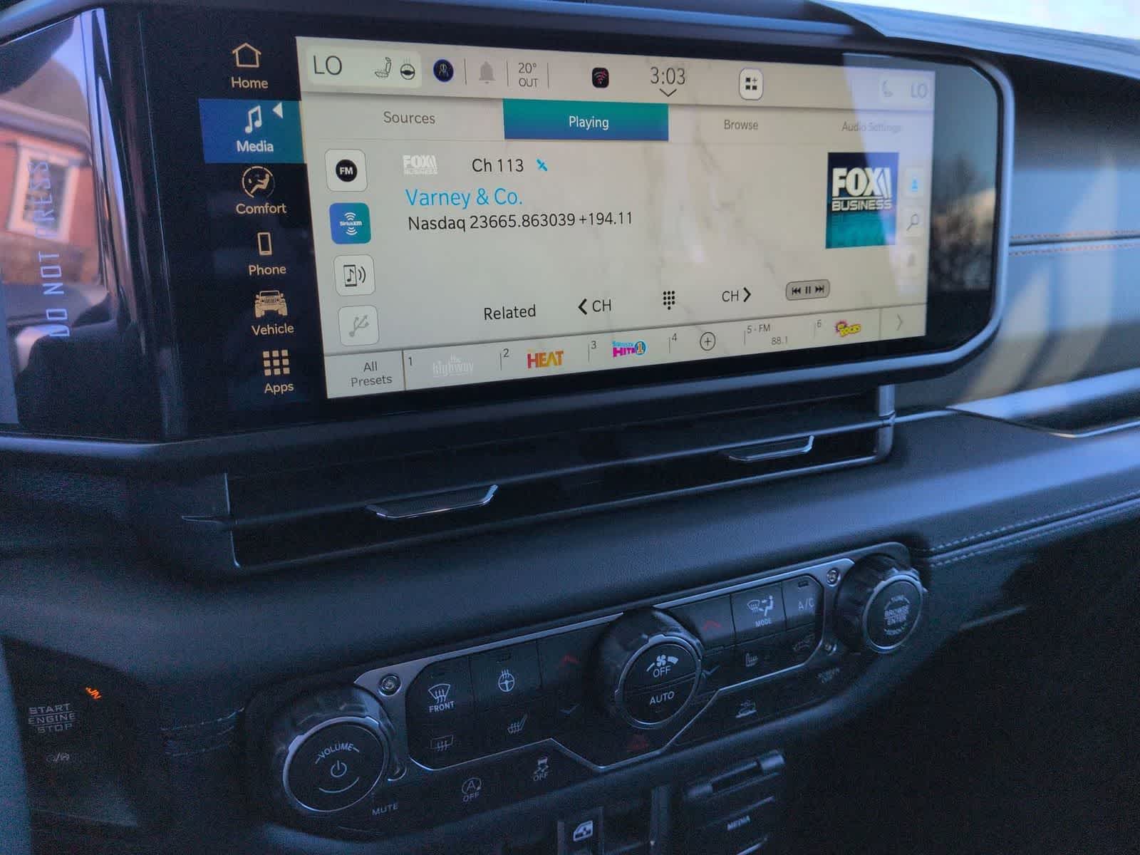 Thumbnail: 2026 Jeep Gladiator - 26