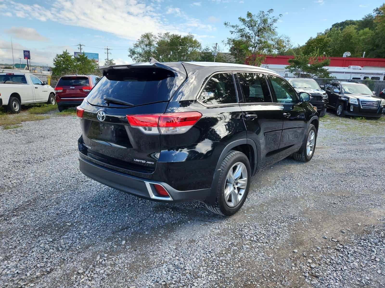 Thumbnail: 2019 Toyota Highlander - 5