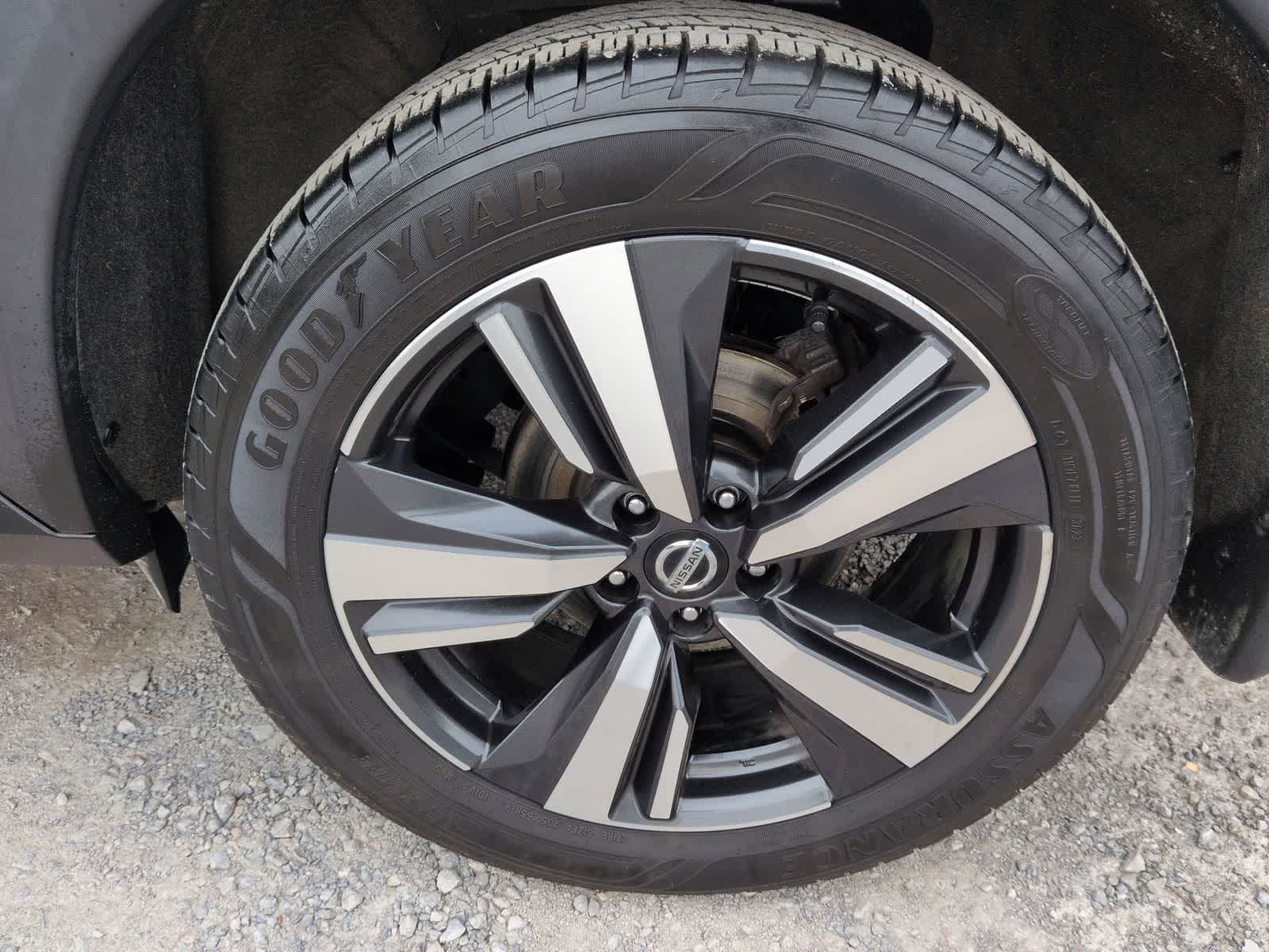 Thumbnail: 2021 Nissan Rogue - 14