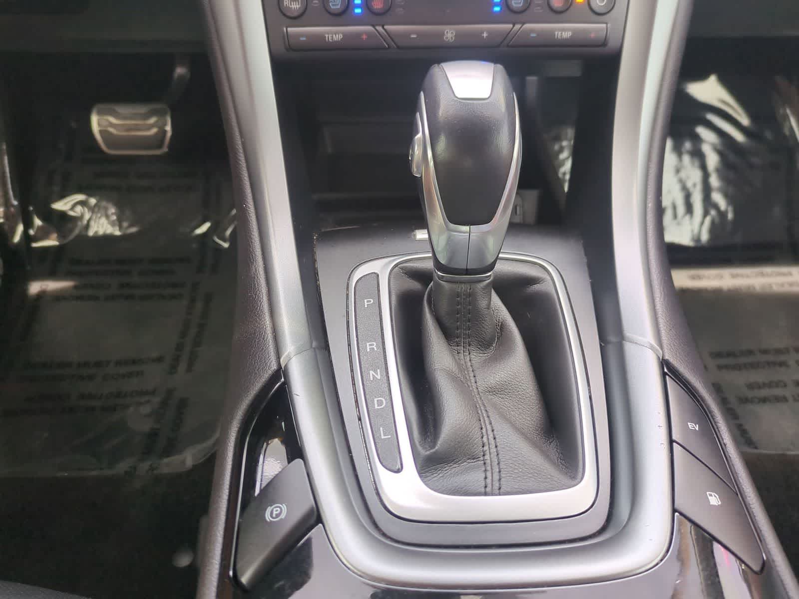 Thumbnail: 2016 Ford Fusion - 33