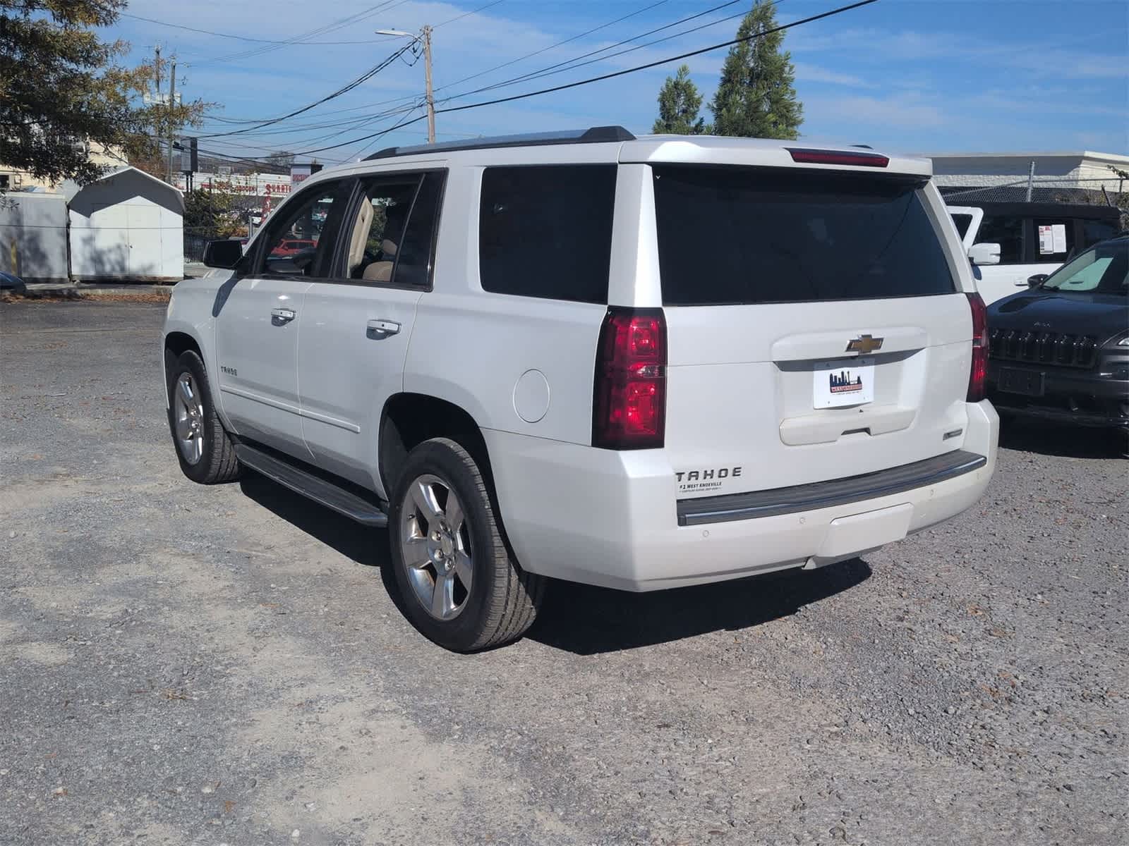 Thumbnail: 2017 Chevrolet Tahoe - 6