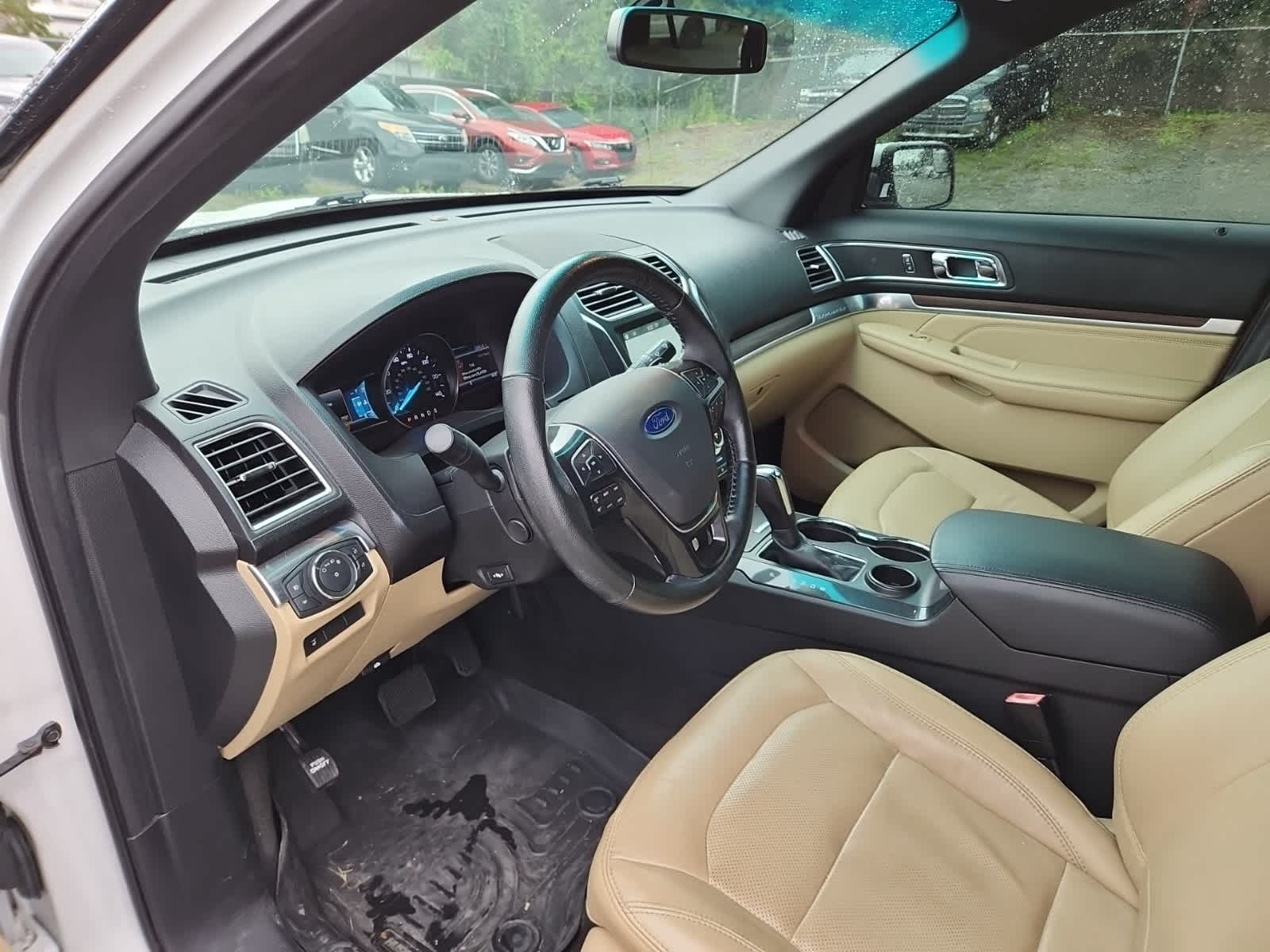 Thumbnail: 2017 Ford Explorer - 13