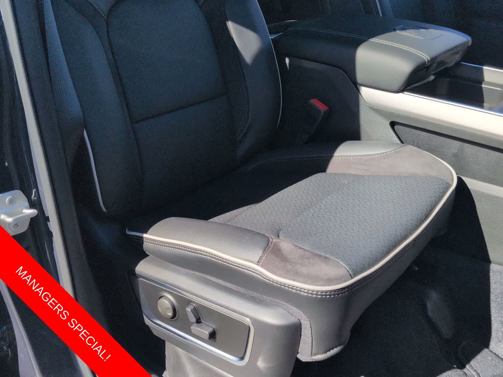 Thumbnail: 2026 RAM 1500 - 20