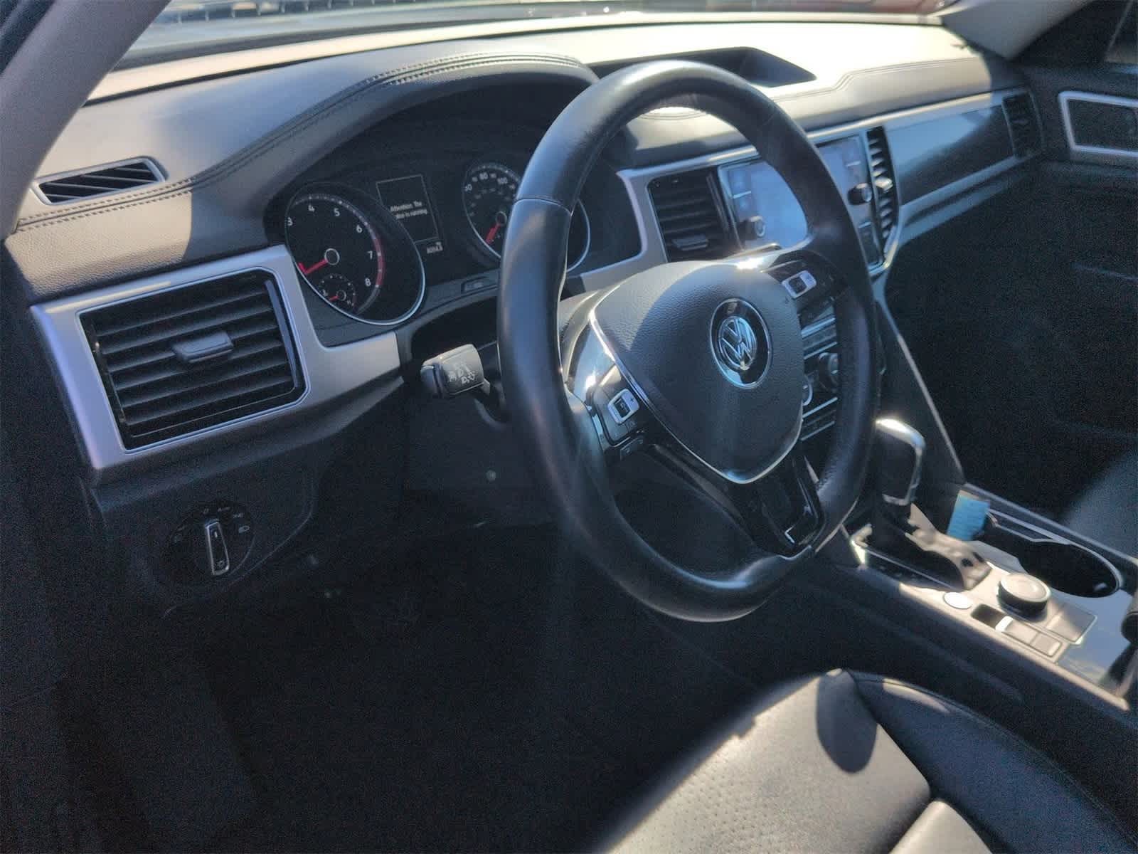 Thumbnail: 2018 Volkswagen Atlas - 10