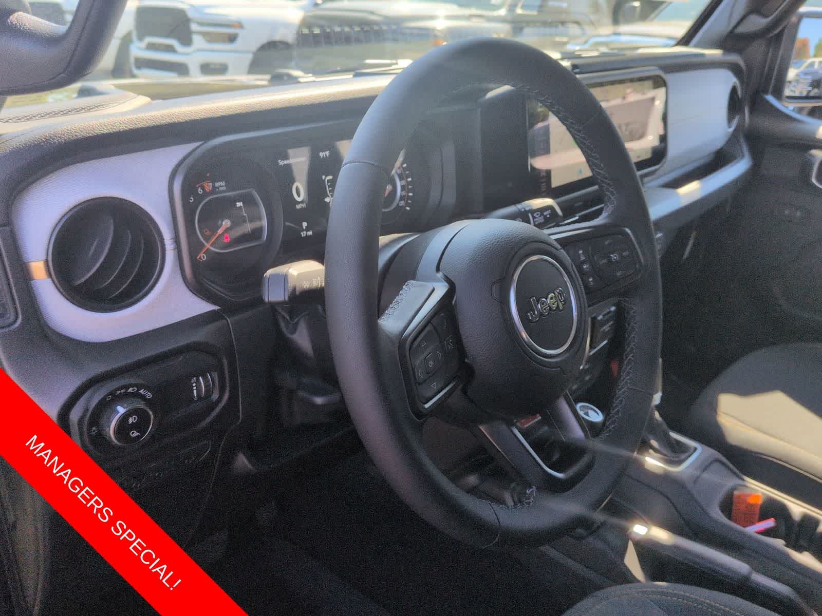 Thumbnail: 2025 Jeep Gladiator - 10