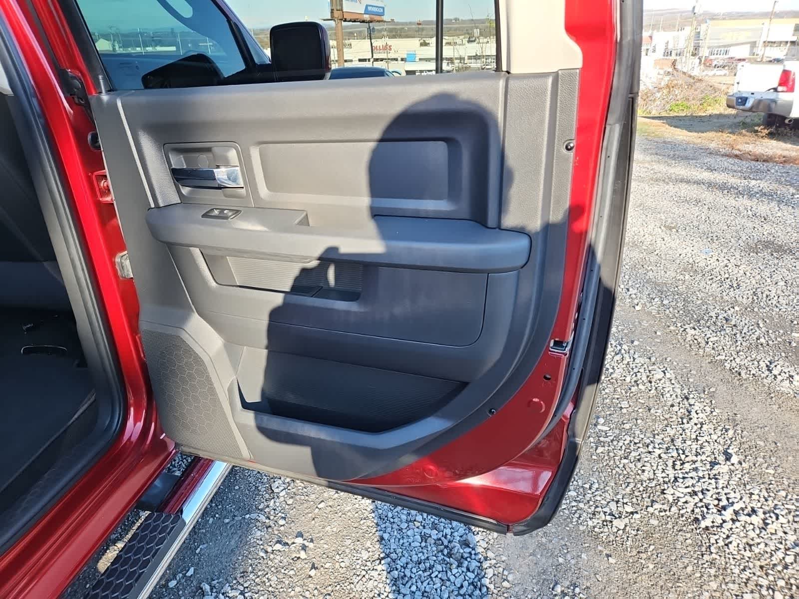 Thumbnail: 2010 Dodge Ram 1500 - 24