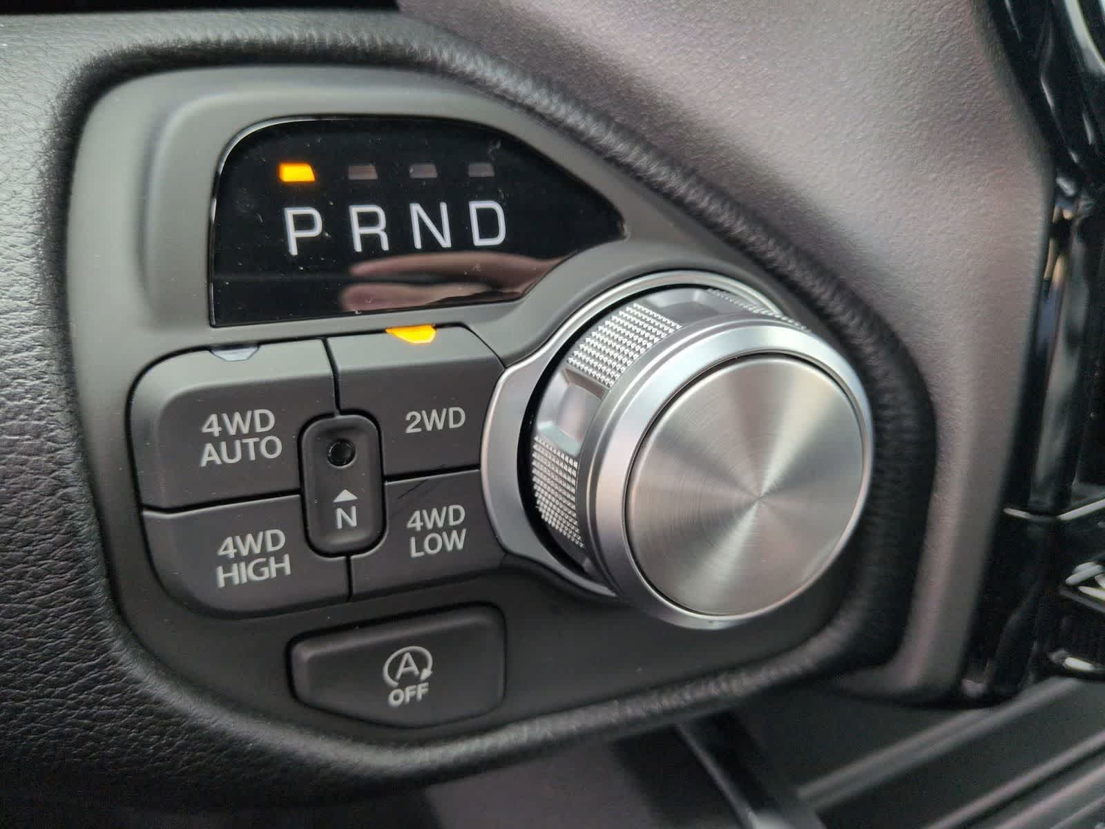 Thumbnail: 2026 RAM 1500 - 32