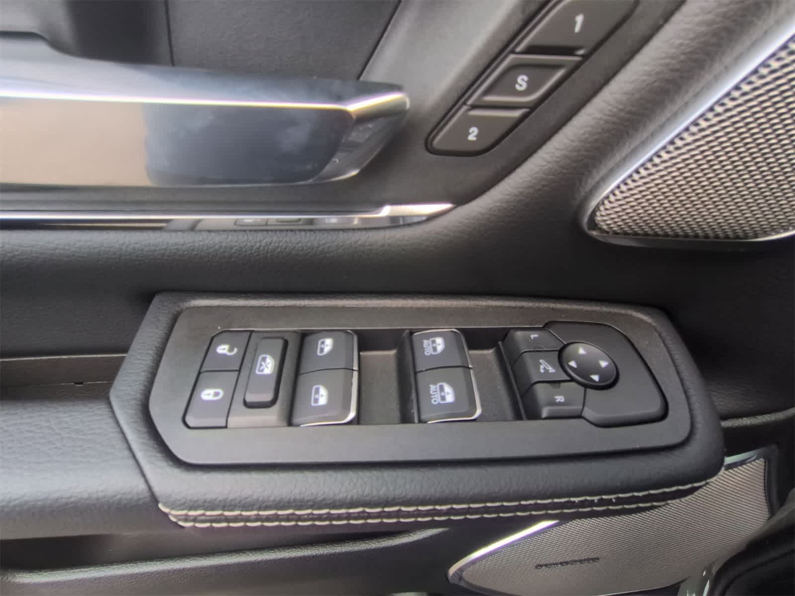 Thumbnail: 2026 RAM 1500 - 16