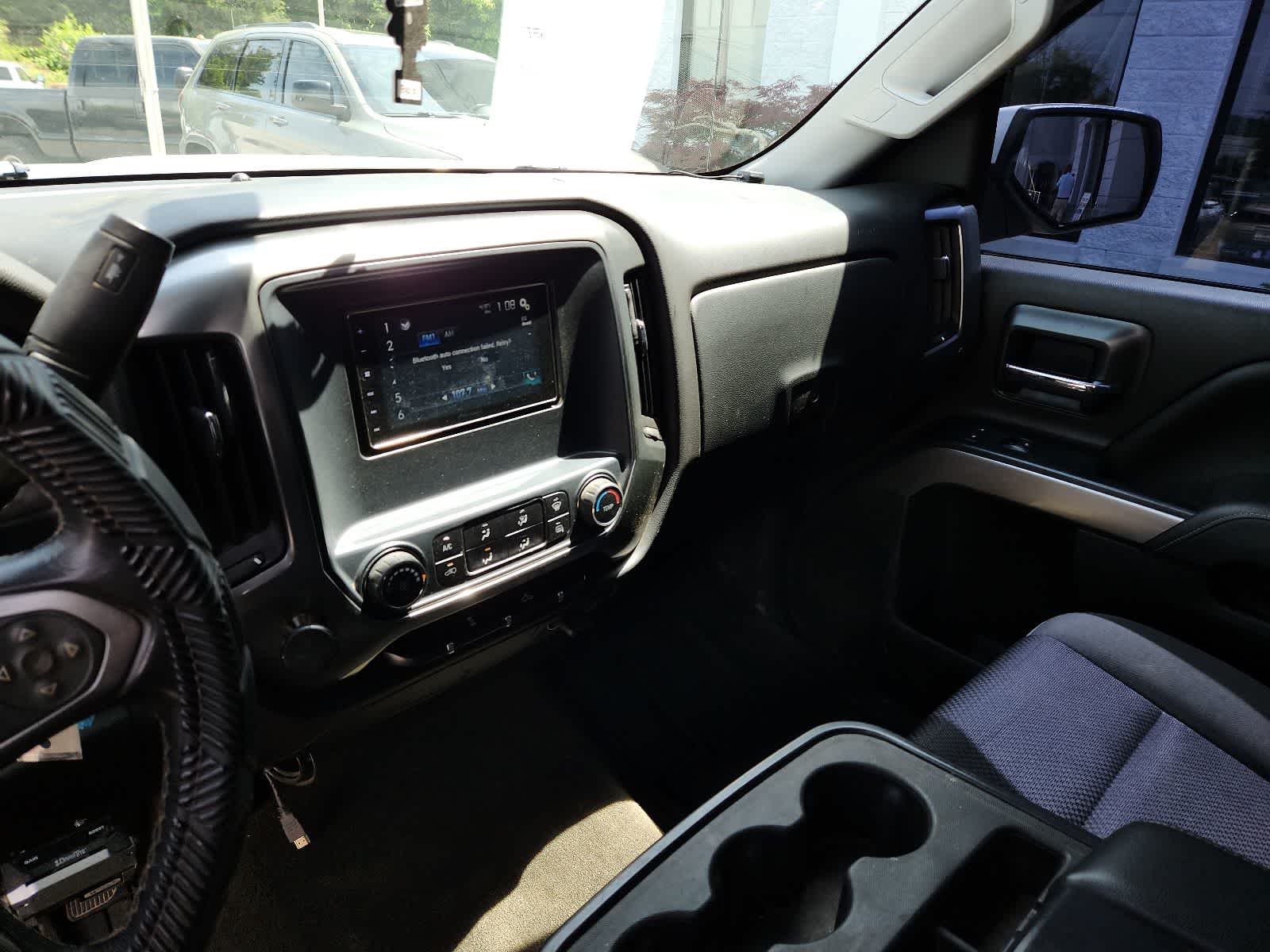 Thumbnail: 2015 Chevrolet Silverado 1500 - 10