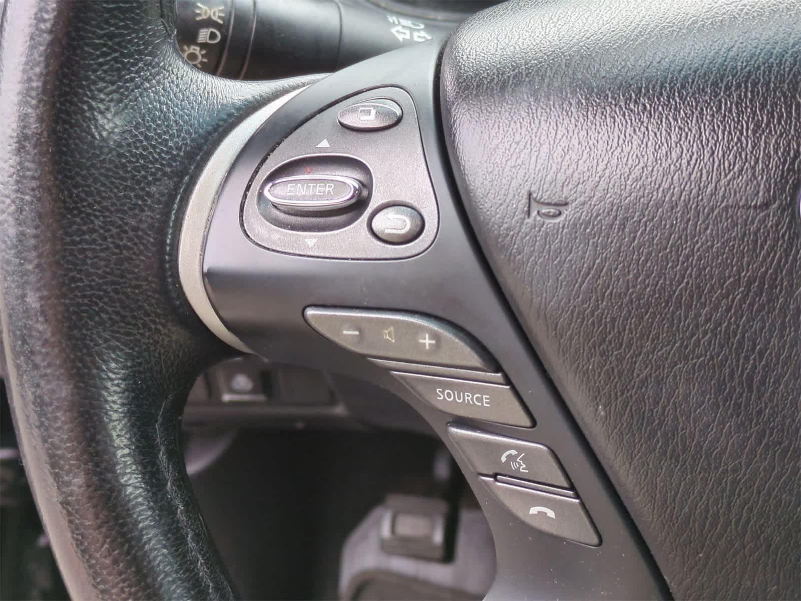 2014 INFINITI QX60  23