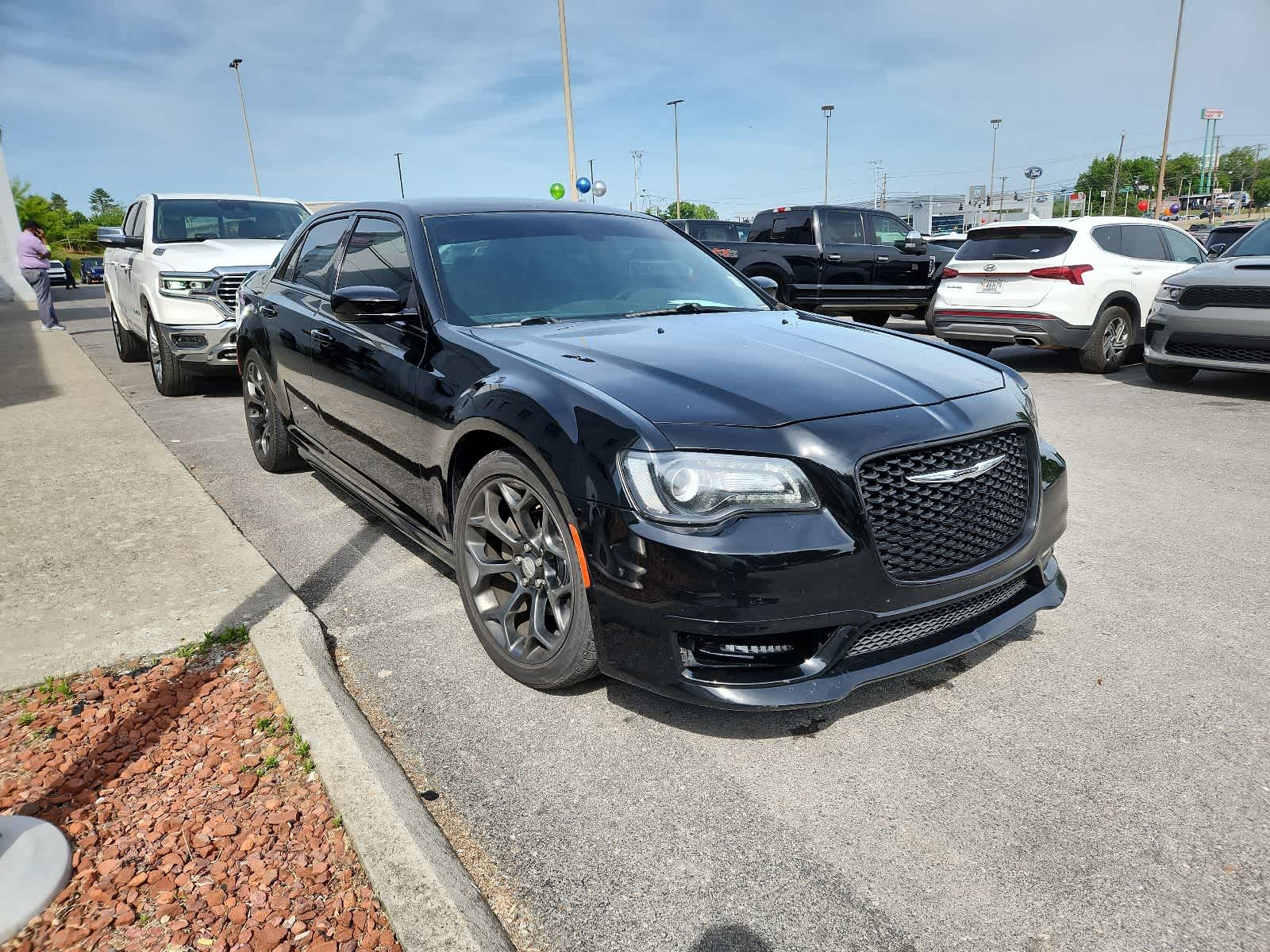 Thumbnail: 2017 Chrysler 300 - 7