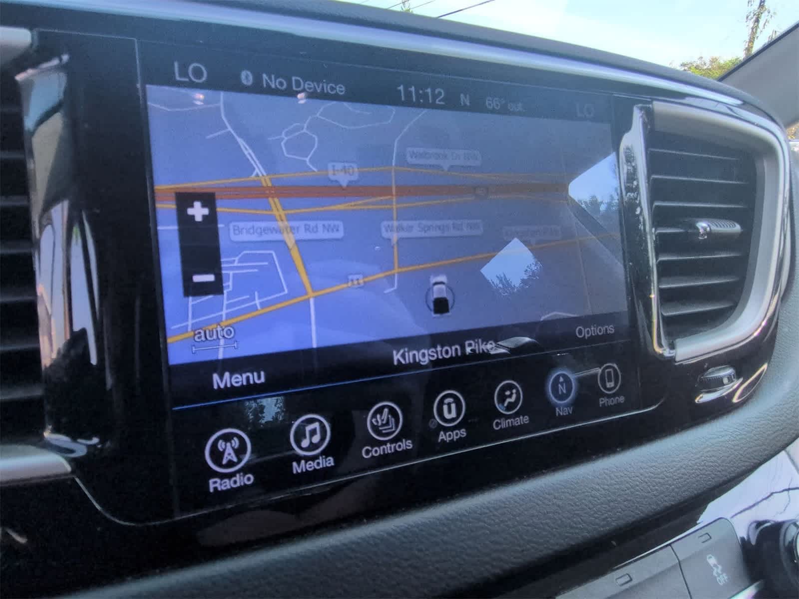 Thumbnail: 2017 Chrysler Pacifica - 28