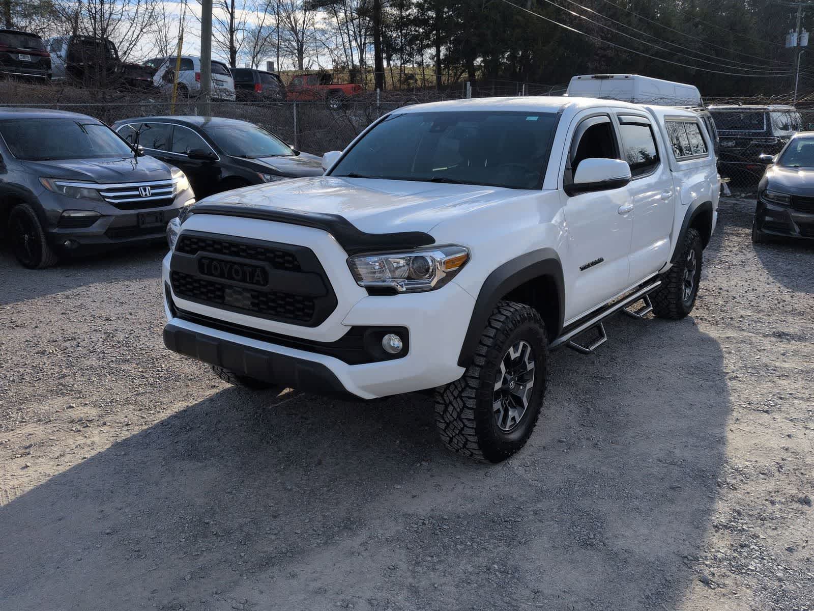 Thumbnail: 2023 Toyota Tacoma - 4
