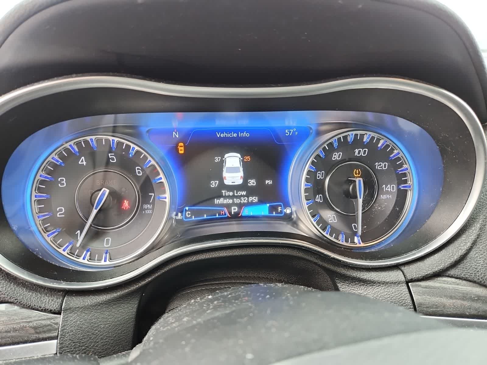 Thumbnail: 2021 Chrysler 300 - 9