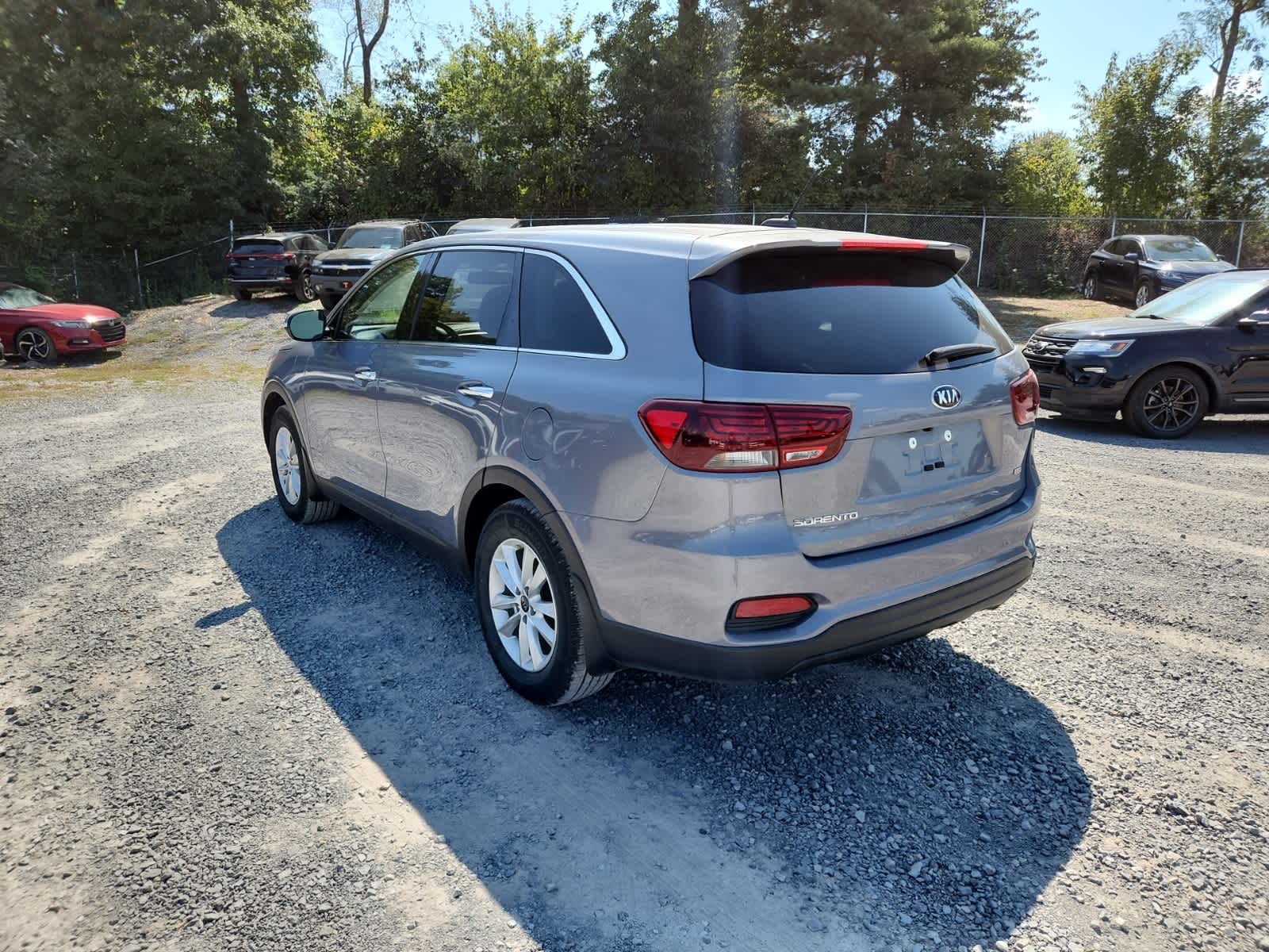 Thumbnail: 2020 Kia Sorento - 3