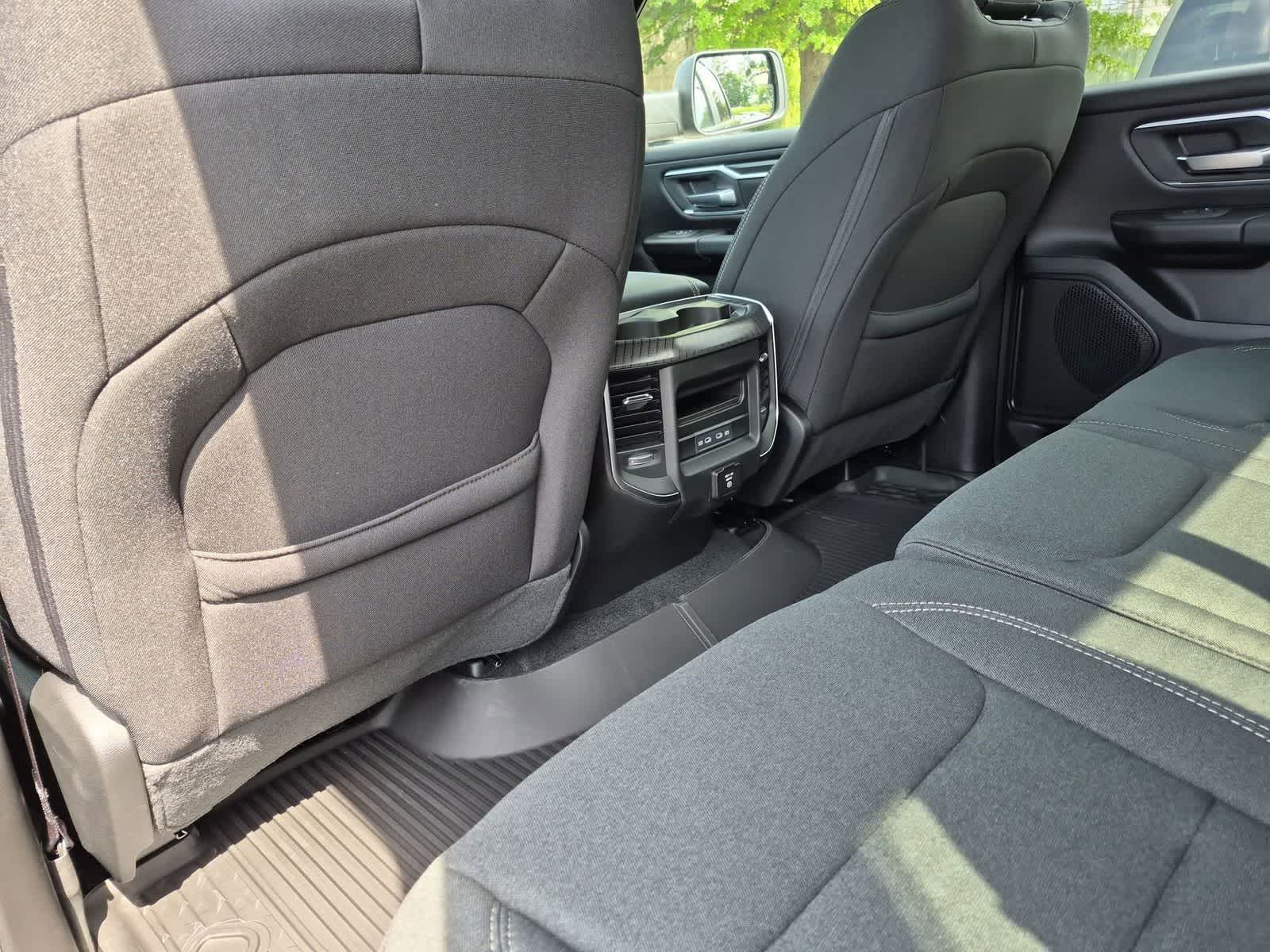 Thumbnail: 2026 RAM 1500 - 19