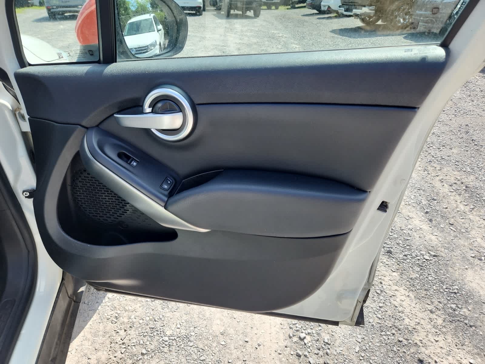 Thumbnail: 2016 Fiat 500X - 22
