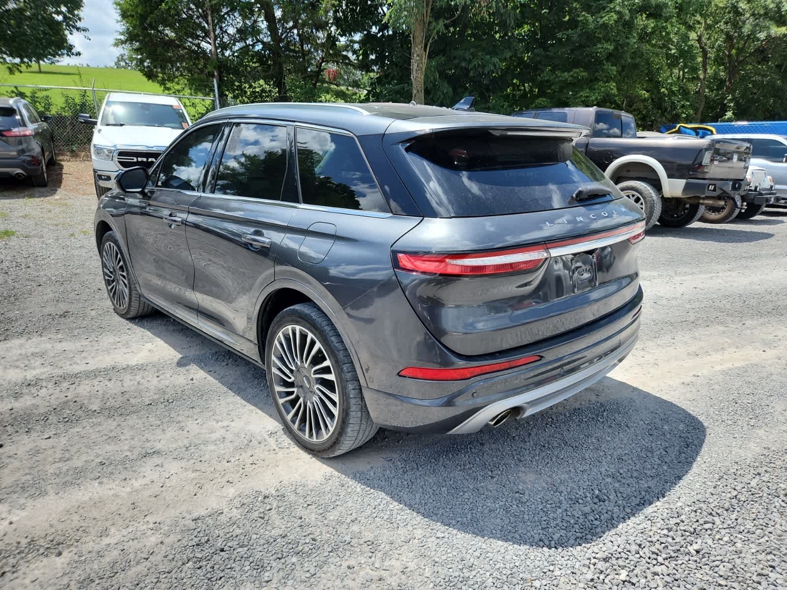 Thumbnail: 2020 Lincoln Corsair - 3
