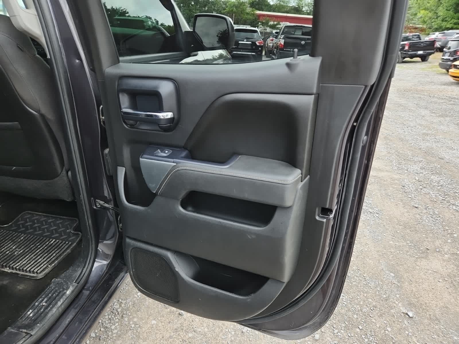Thumbnail: 2014 Chevrolet Silverado 1500 - 26