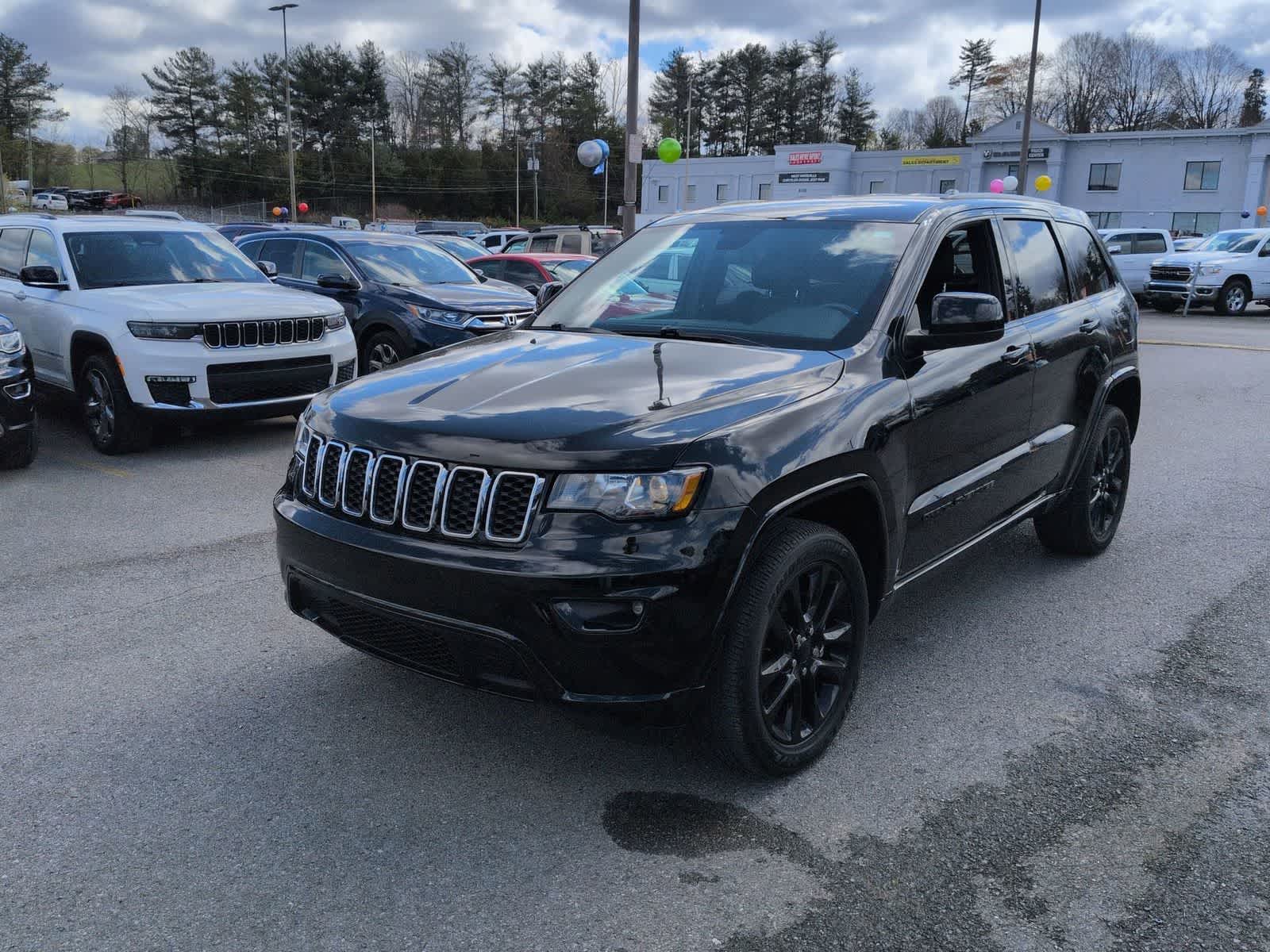 Thumbnail: 2021 Jeep Grand Cherokee - 4