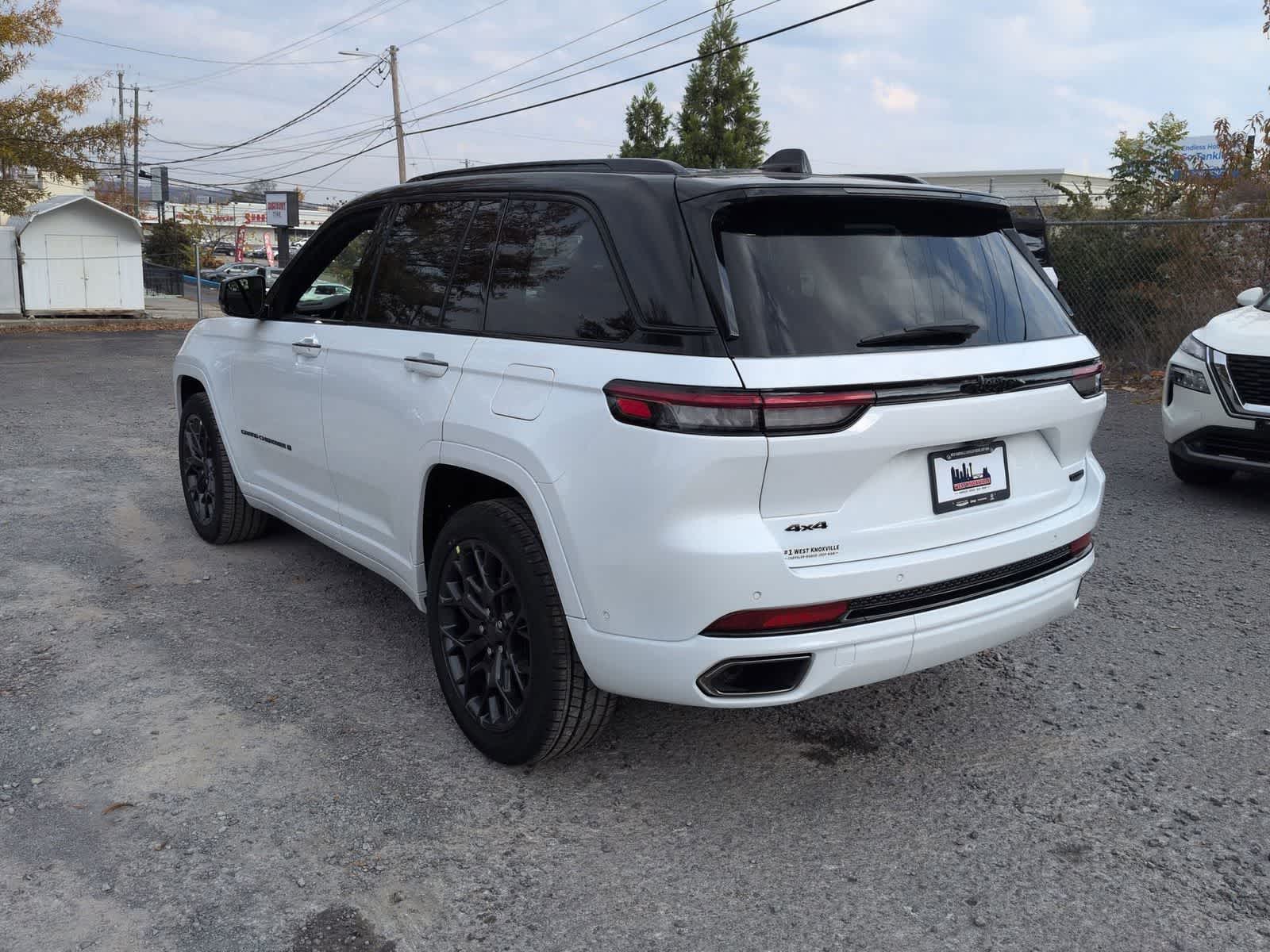 Thumbnail: 2025 Jeep Grand Cherokee - 6