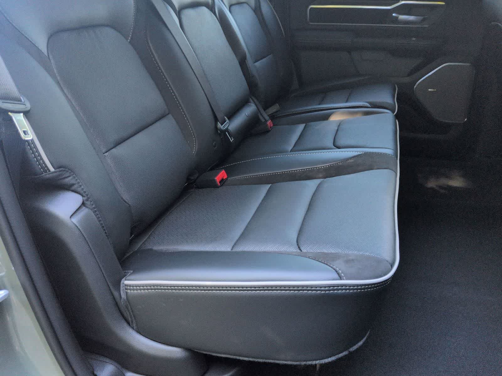 Thumbnail: 2026 RAM 1500 - 19