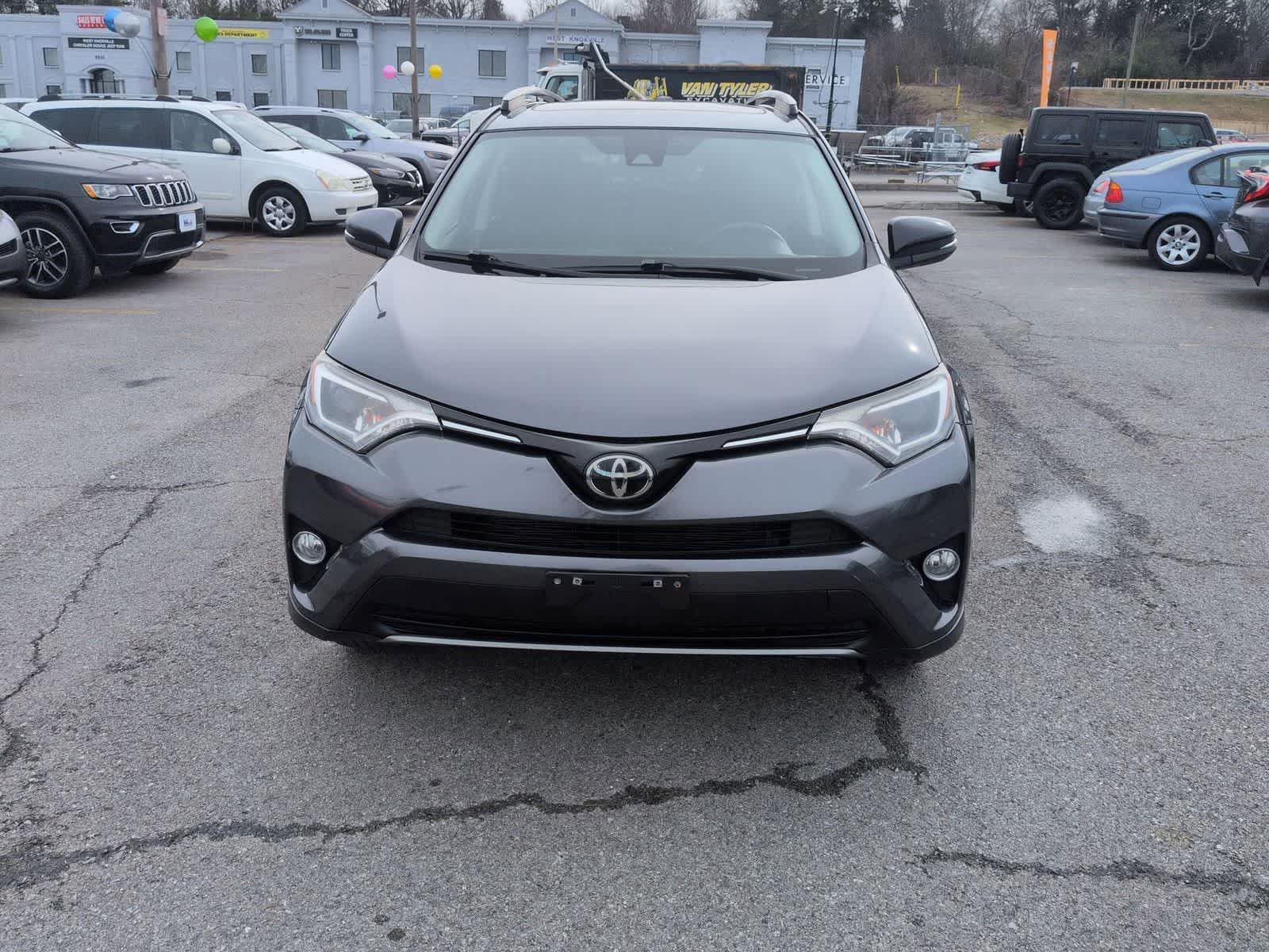 Thumbnail: 2017 Toyota RAV4 - 3