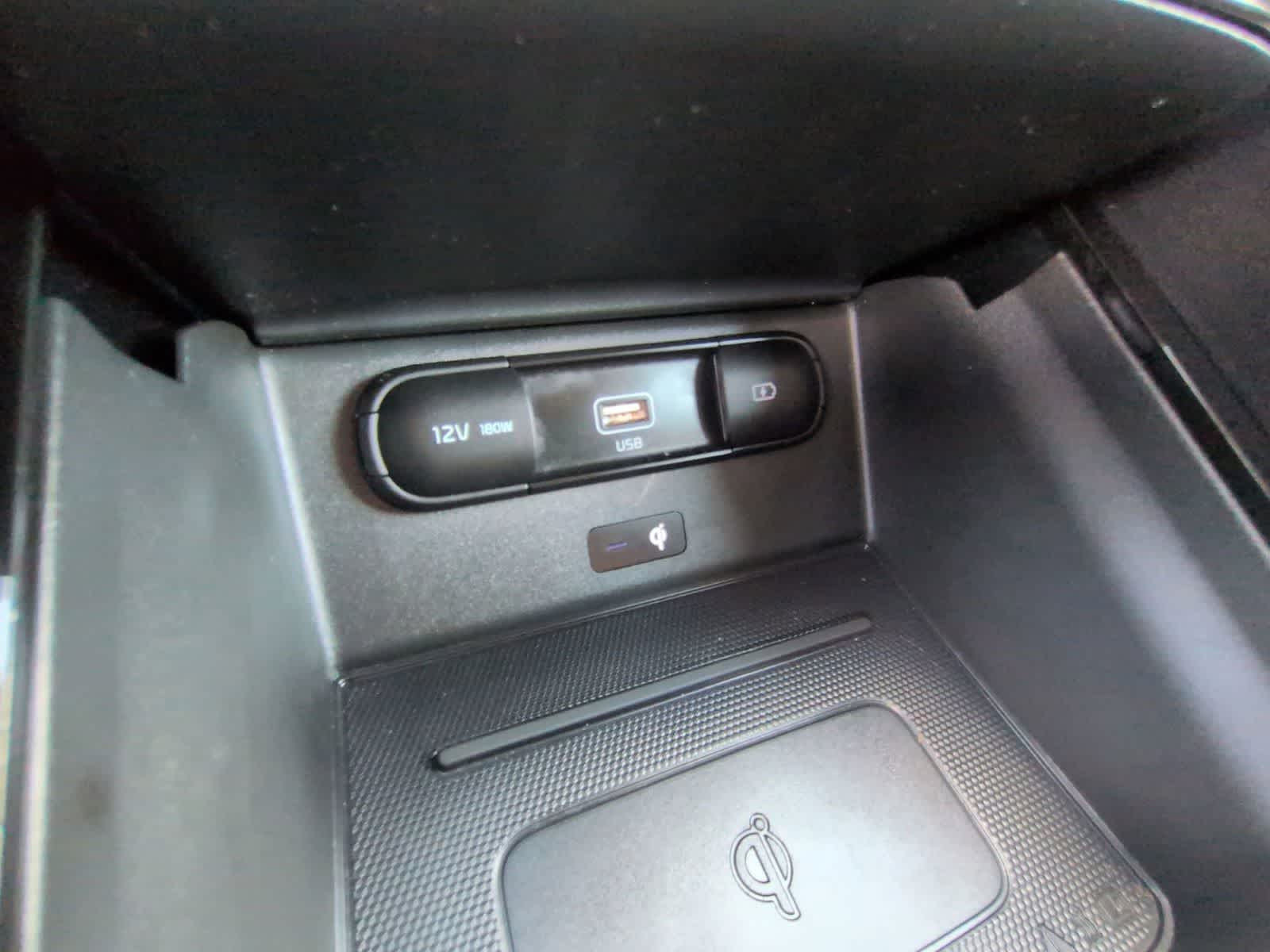 Thumbnail: 2022 Kia Telluride - 30