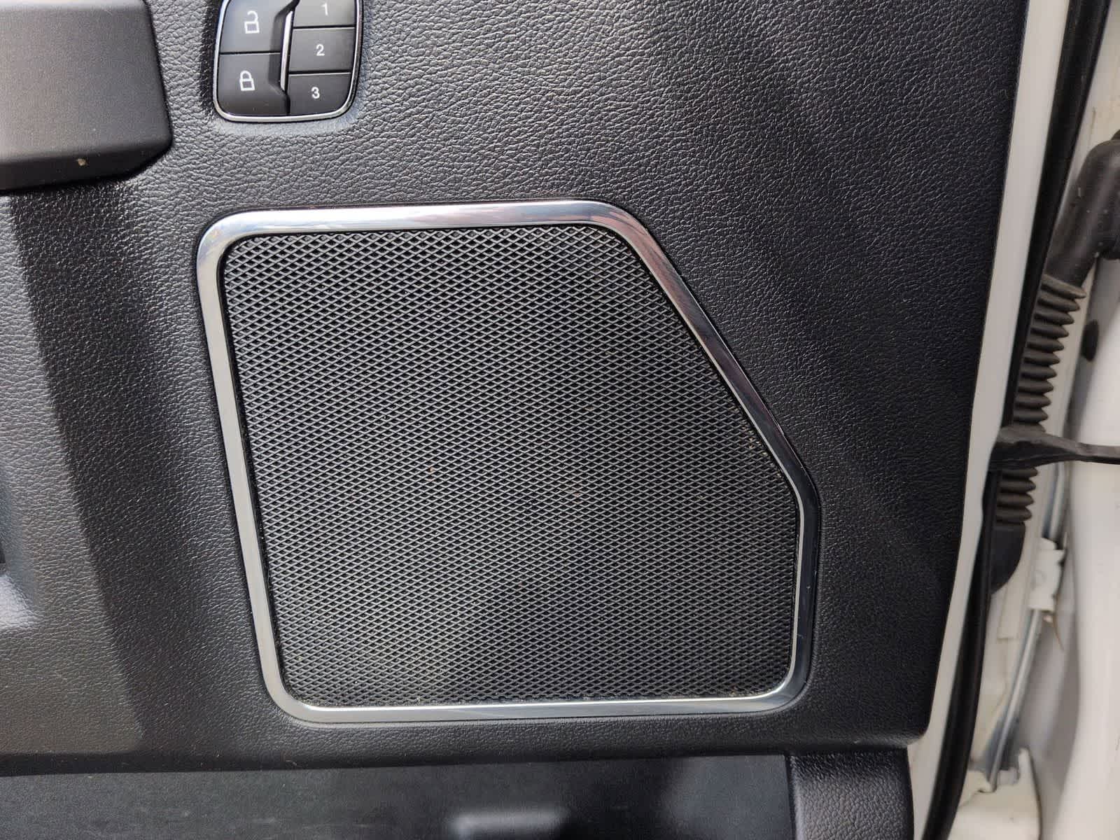 Thumbnail: 2019 Ford Econoline - 27