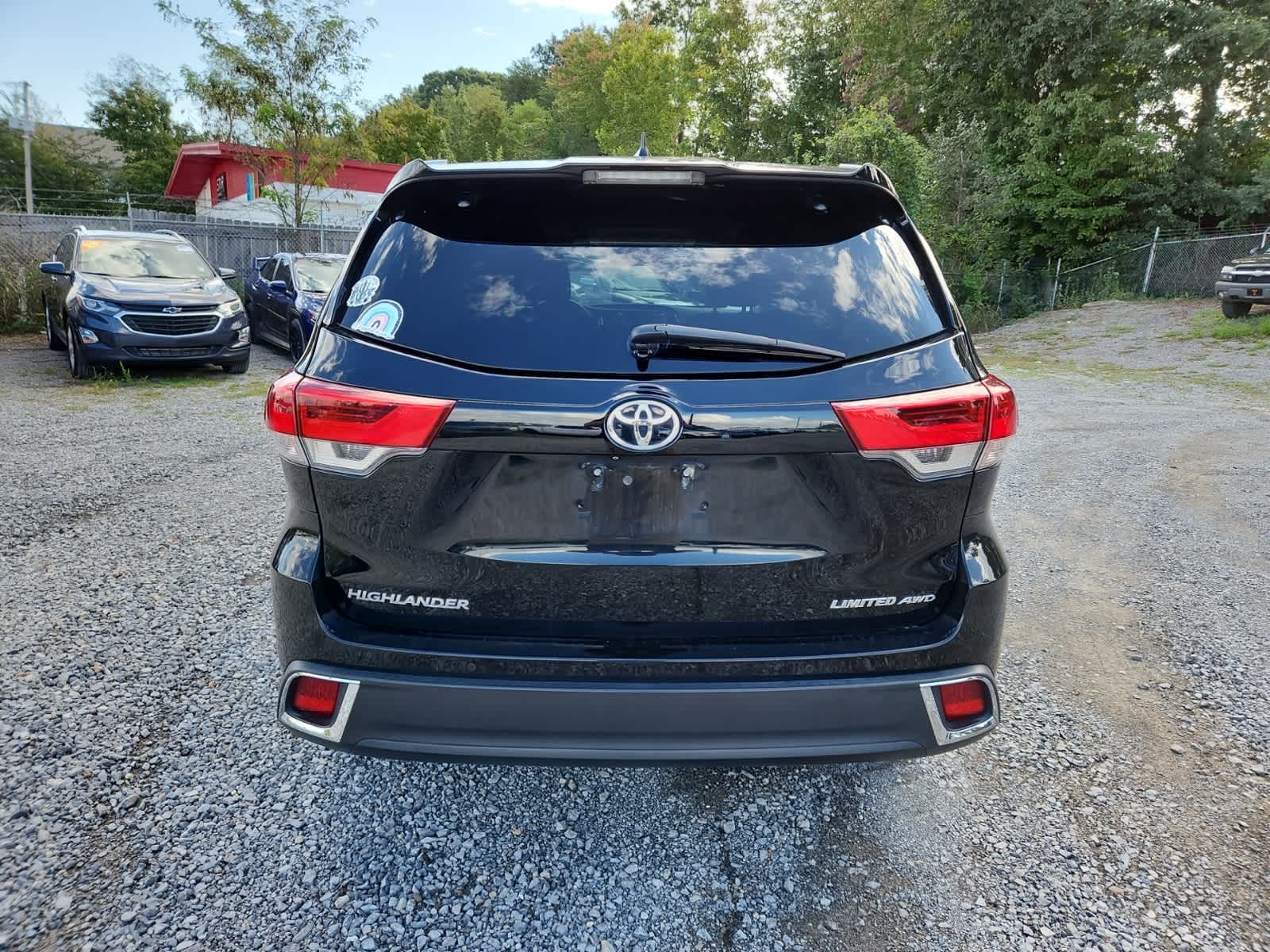 Thumbnail: 2019 Toyota Highlander - 4