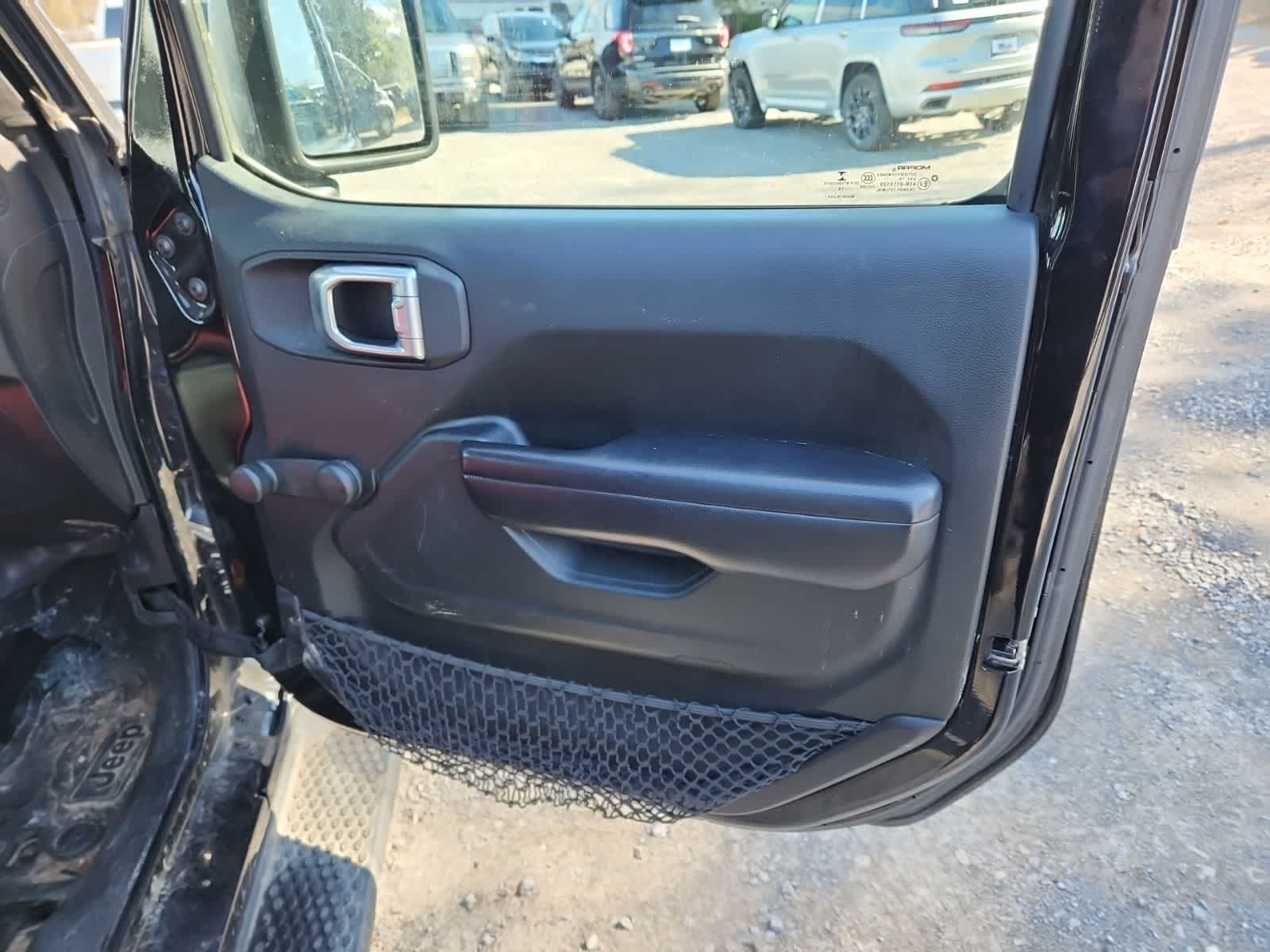 Thumbnail: 2018 Jeep Wrangler - 22