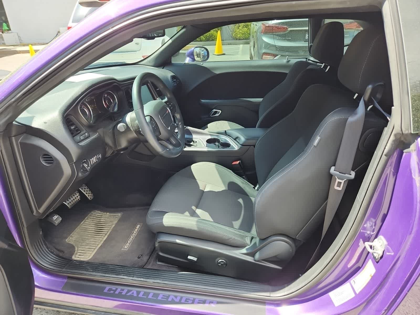 Thumbnail: 2016 Dodge Challenger - 16