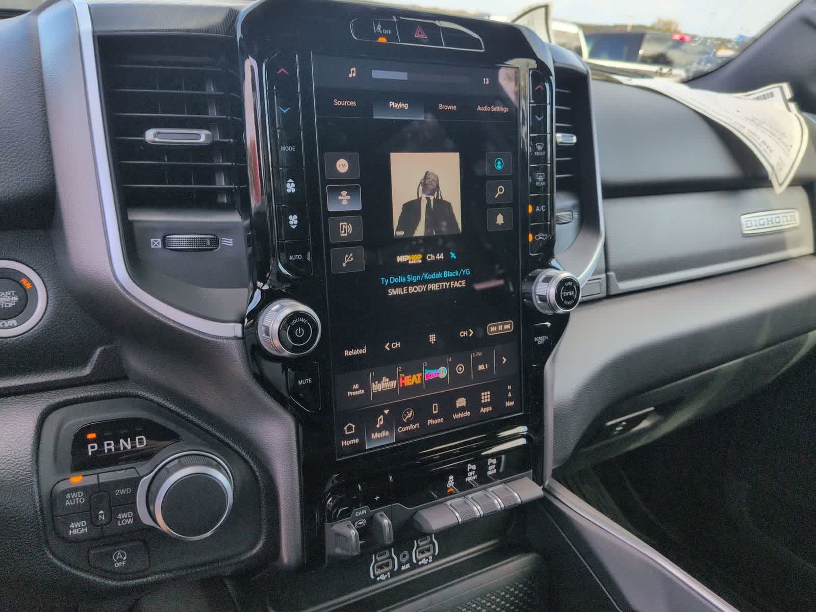 Thumbnail: 2026 RAM 1500 - 27