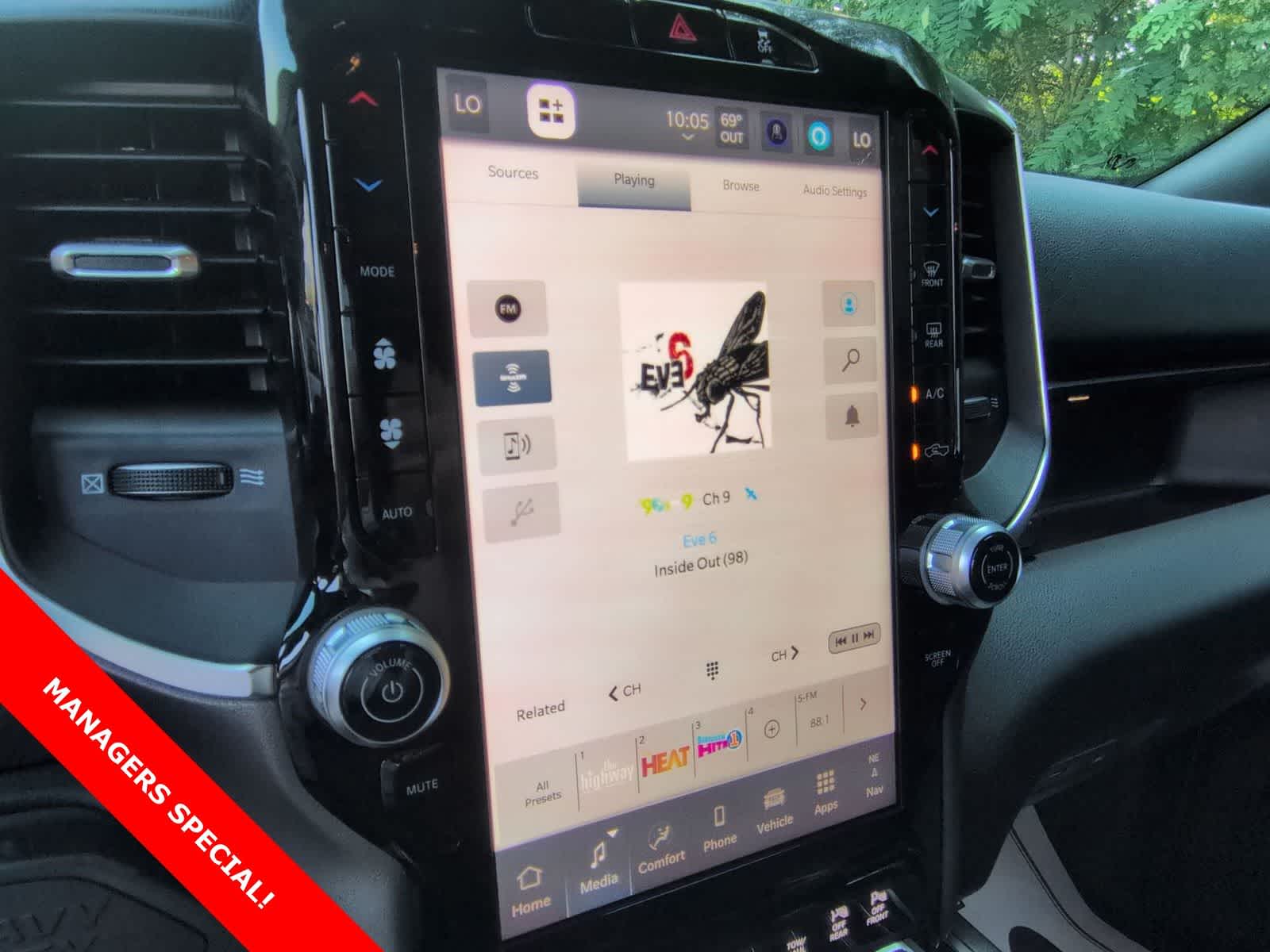 Thumbnail: 2026 RAM 2500 - 26