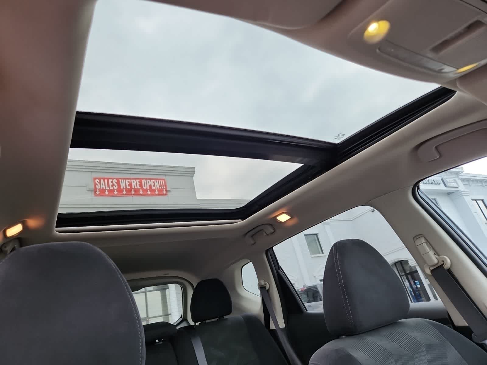 Thumbnail: 2016 Nissan Rogue - 21