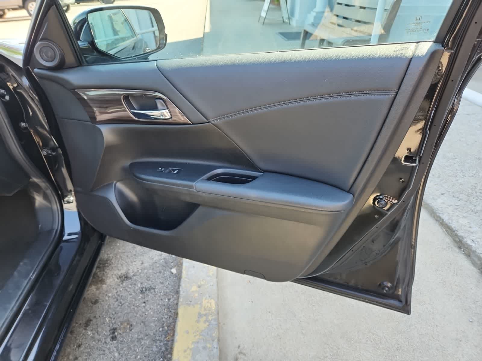 Thumbnail: 2016 Honda Accord - 22