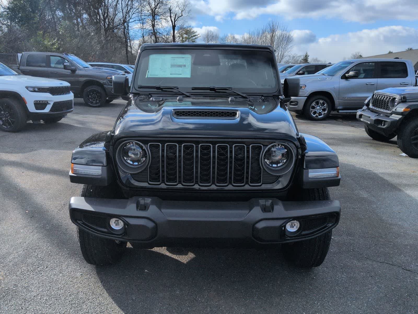 Thumbnail: 2026 Jeep Gladiator - 3