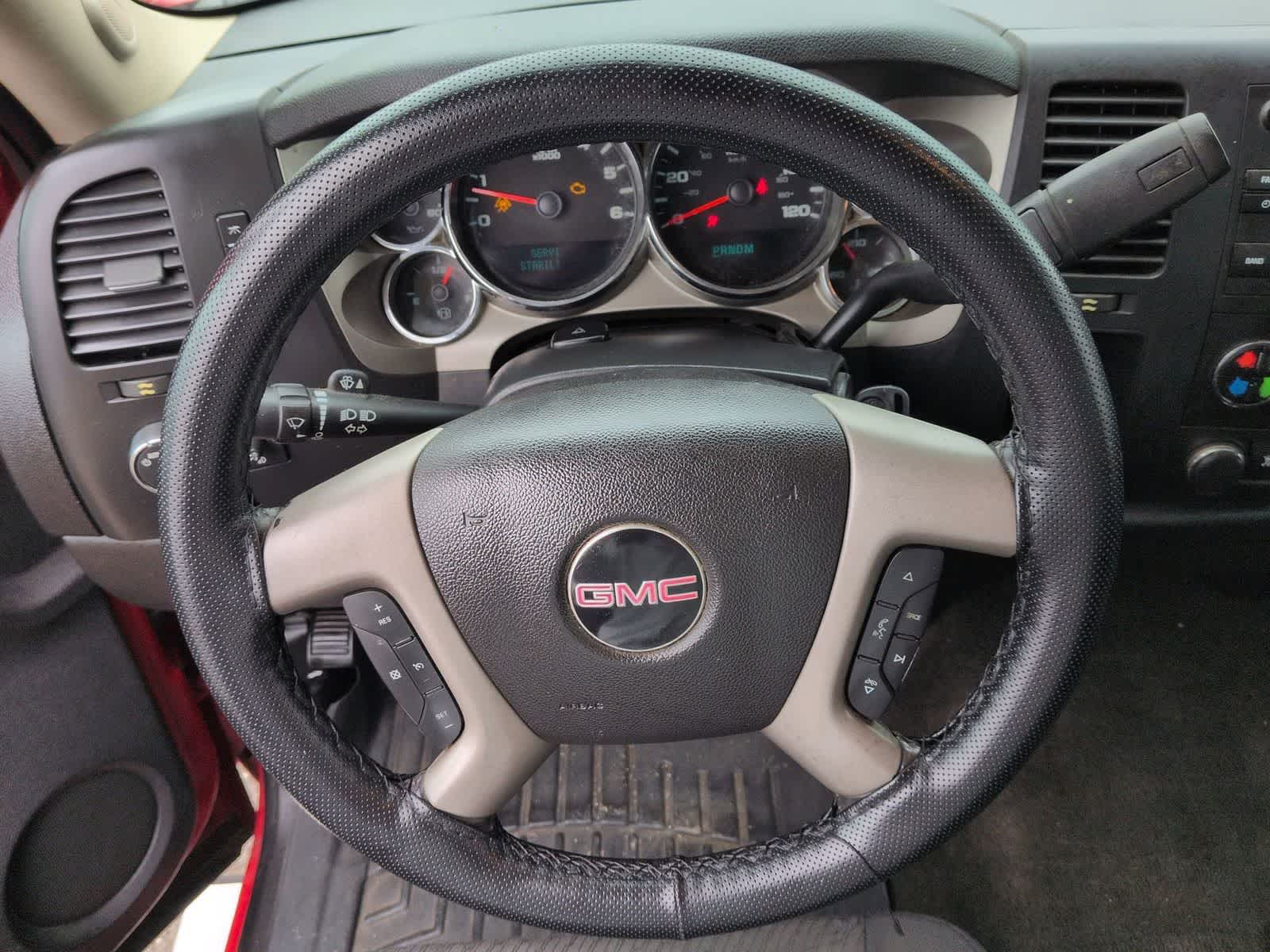 Thumbnail: 2011 GMC Sierra 1500 - 16