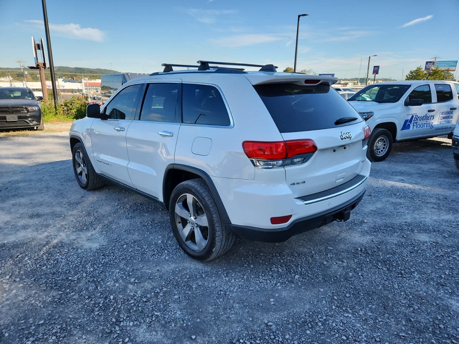 Thumbnail: 2016 Jeep Grand Cherokee - 3