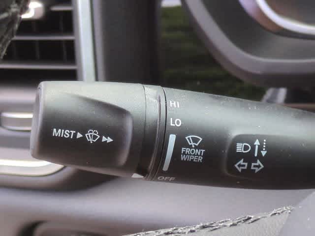 Thumbnail: 2025 RAM 1500 - 26