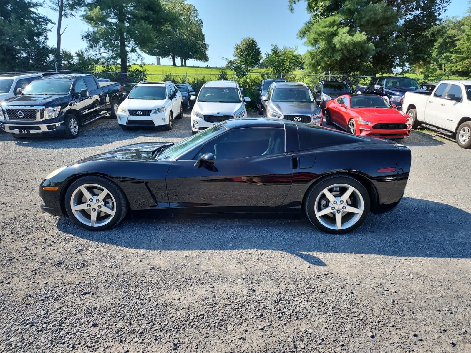 Thumbnail: 2005 Chevrolet Corvette - 2