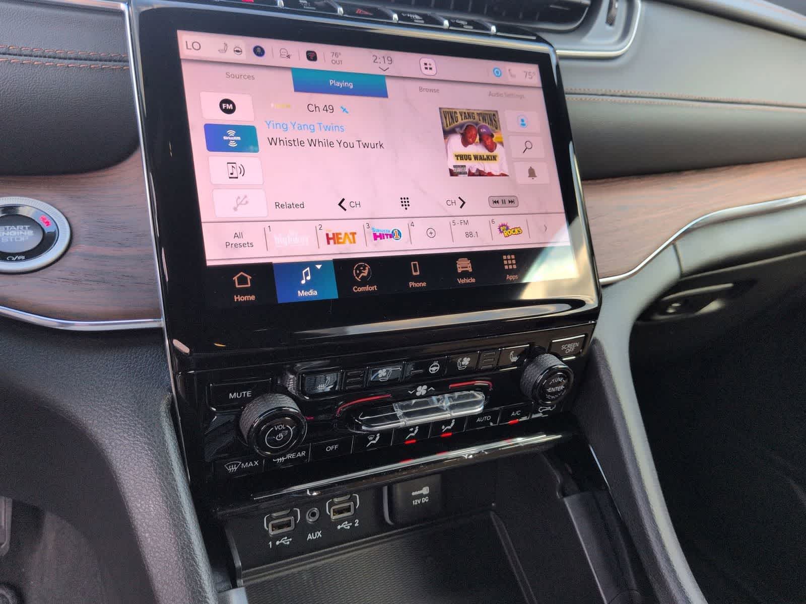 Thumbnail: 2025 Jeep Grand Cherokee - 26