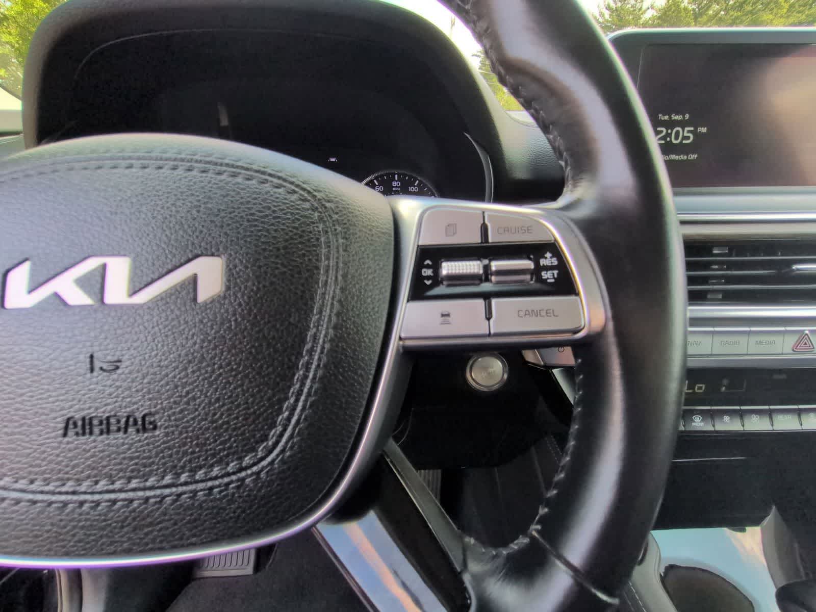 Thumbnail: 2022 Kia Telluride - 23