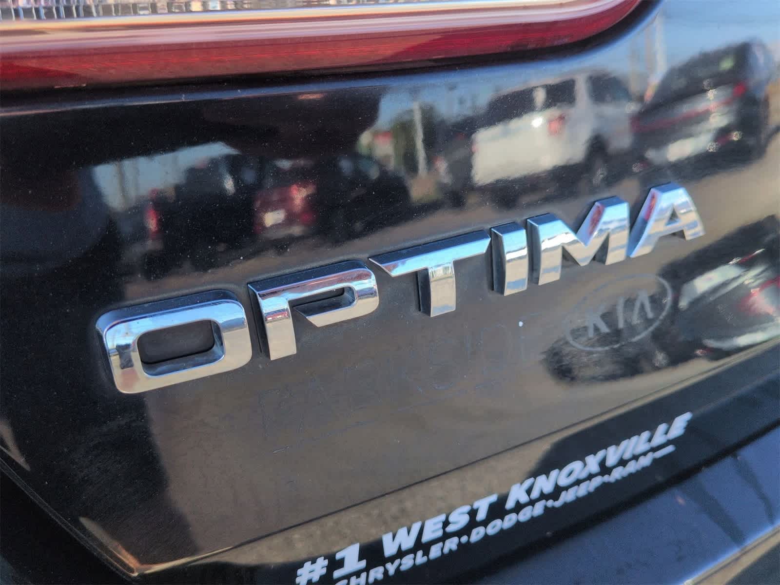 Thumbnail: 2016 Kia Optima - 13