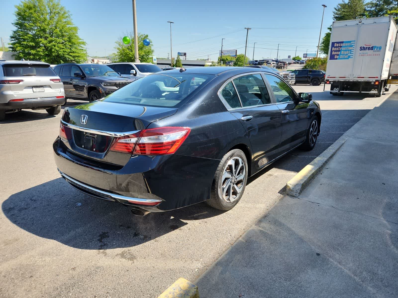 Thumbnail: 2016 Honda Accord - 5