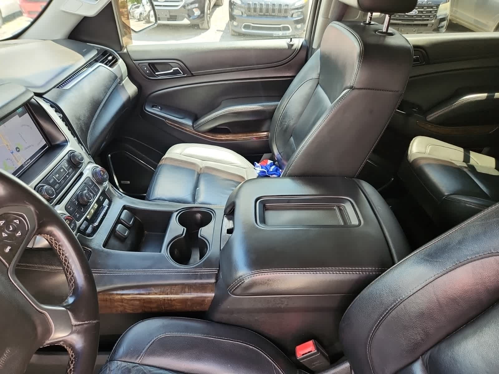 Thumbnail: 2016 Chevrolet Suburban - 11