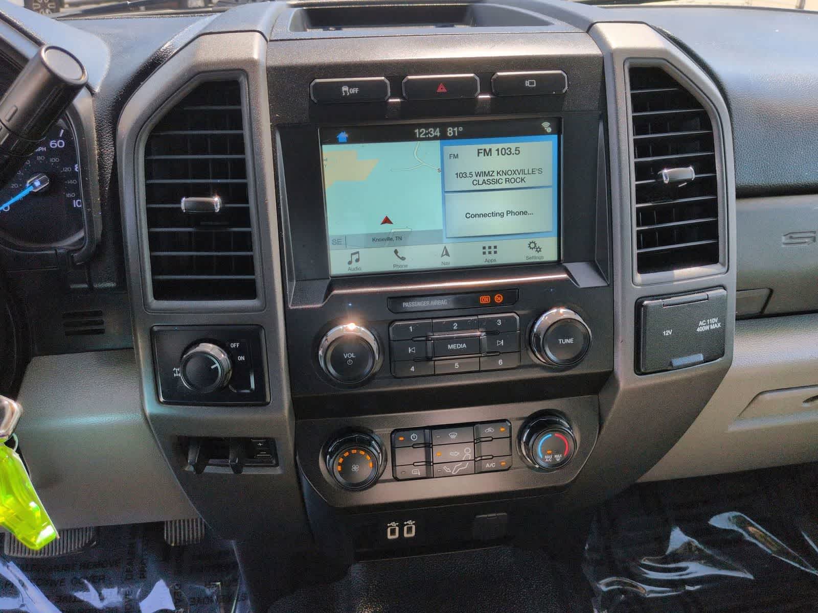 Thumbnail: 2019 Ford Econoline - 24