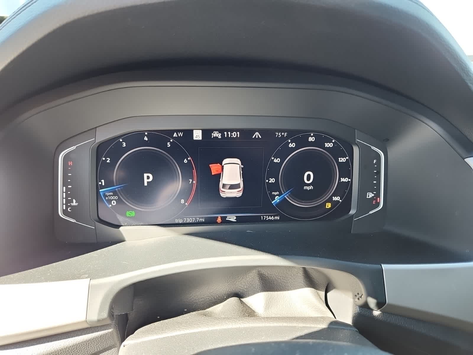 Thumbnail: 2023 Volkswagen Atlas - 9